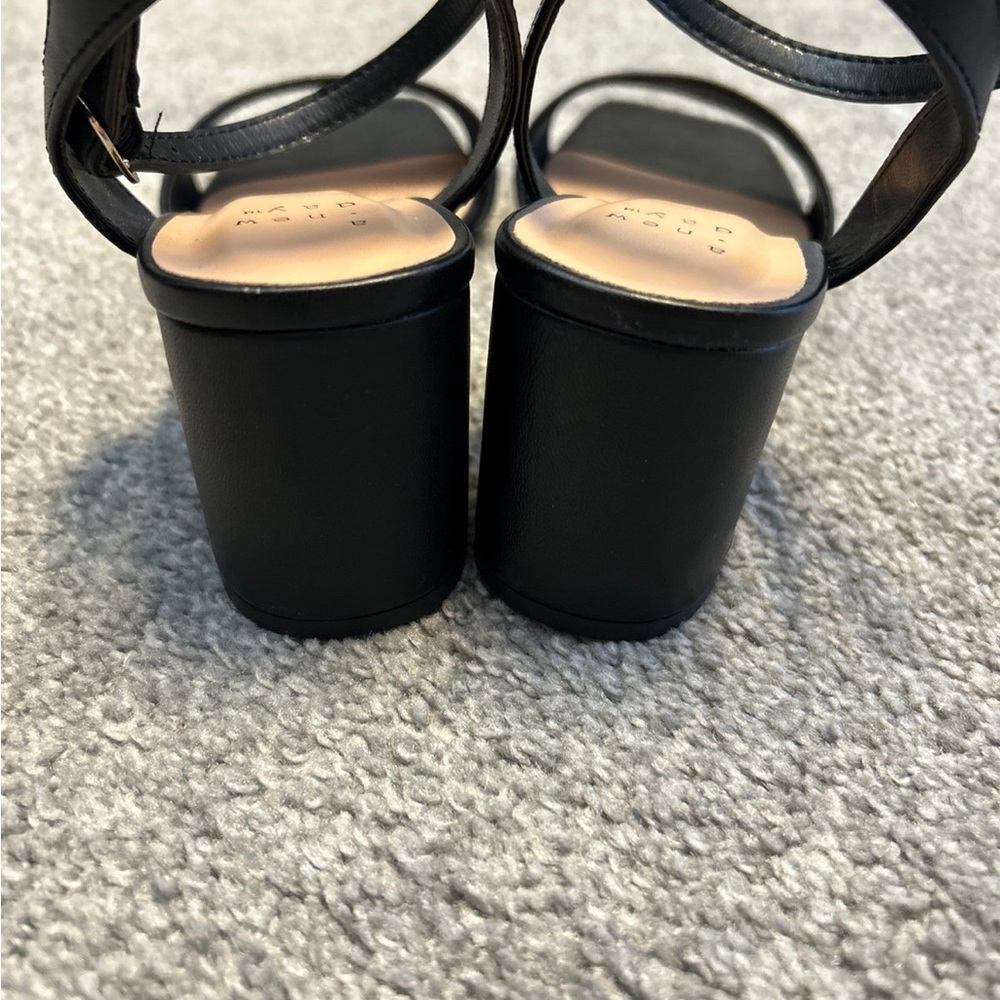 Heels - Picture 5 of 6